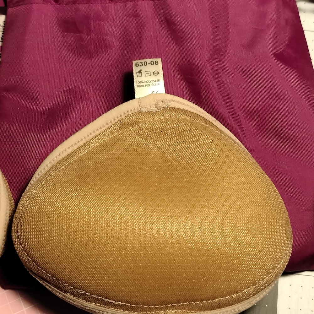 Trulife breast form set size 6